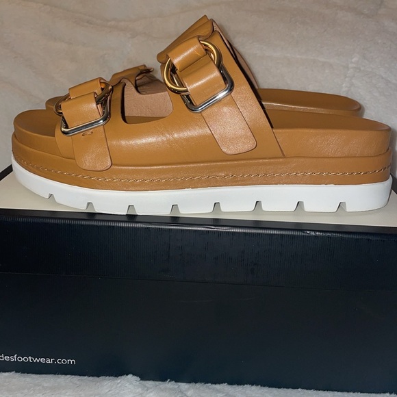 NWT J/SLIDES BAHA Tan Leather Sandal - Picture 9 of 14